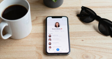 Meta deletes popular 1M follower account after Kuwaiti request