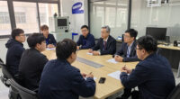 Samsung union and management resume negotiations to avert strike