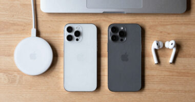Apple's 20th Anniversary iPhones to Come in Two Sizes, Will Launch Alongside Gen 2 Foldable iPhone