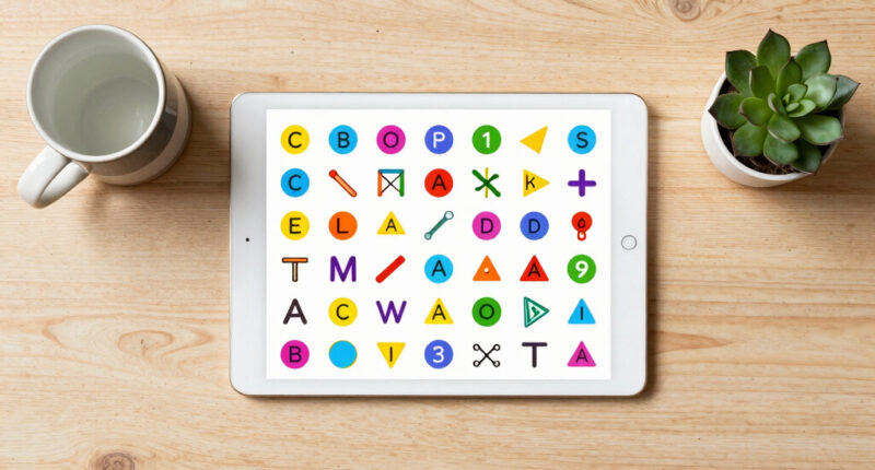Color-A-Cube Impressions: A Deeply Satisfying Color-By-Number Game