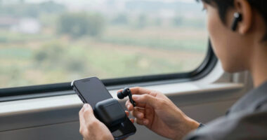 15 Best Wireless Earbuds For Travel In 2026