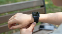 Una GPS Smart Watch – Repairable, USB-C Charging, Developer-friendly