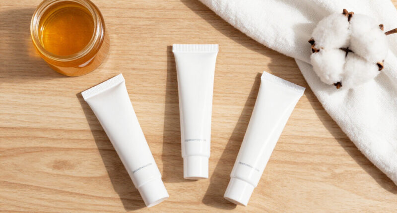 14 Best Hyaluronic Acid Lip Balms in 2026
