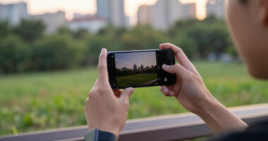 15 Best 5G Smartphones in 2026